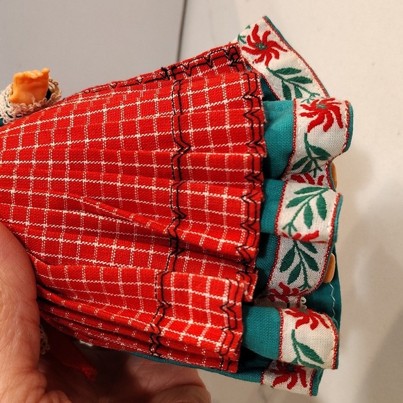 Denmark Dutch Girl Doll with braids with baby sleepy eyes jointed arms legs - Picture 7 of 9